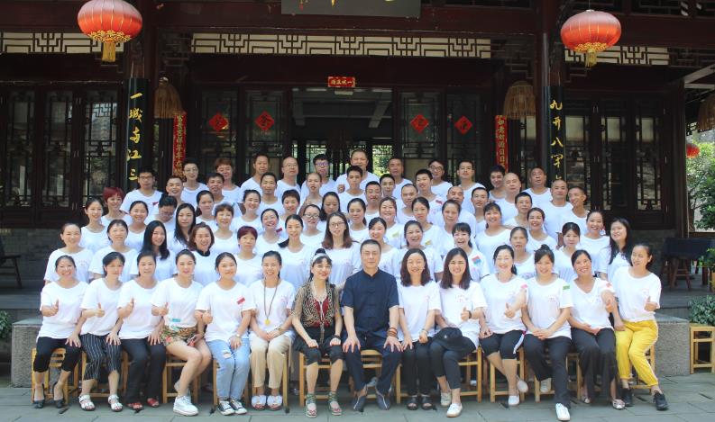 小兒推拿培訓(xùn)班一般多少錢?可以自學(xué)嗎?