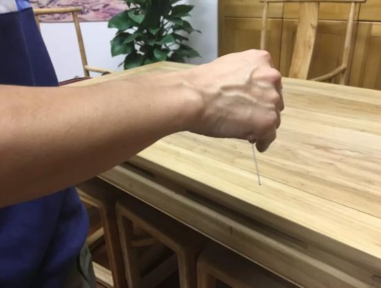重慶學(xué)針灸，中醫(yī)針灸推拿班
