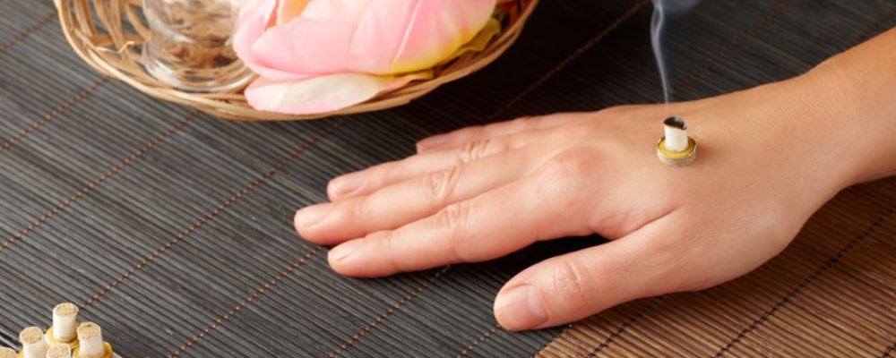 艾灸對身體有什么好處？到哪里學(xué)習(xí)？