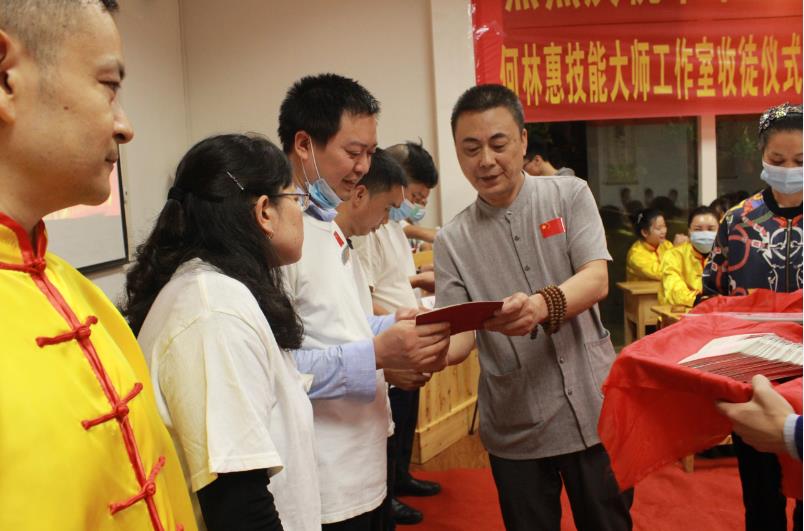 從事小兒推拿行業需要小兒推拿師證嗎？