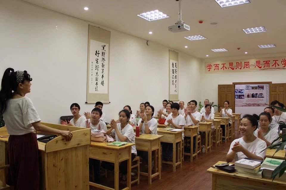 重慶推拿培訓(xùn)學(xué)校淺談推拿的發(fā)展趨勢