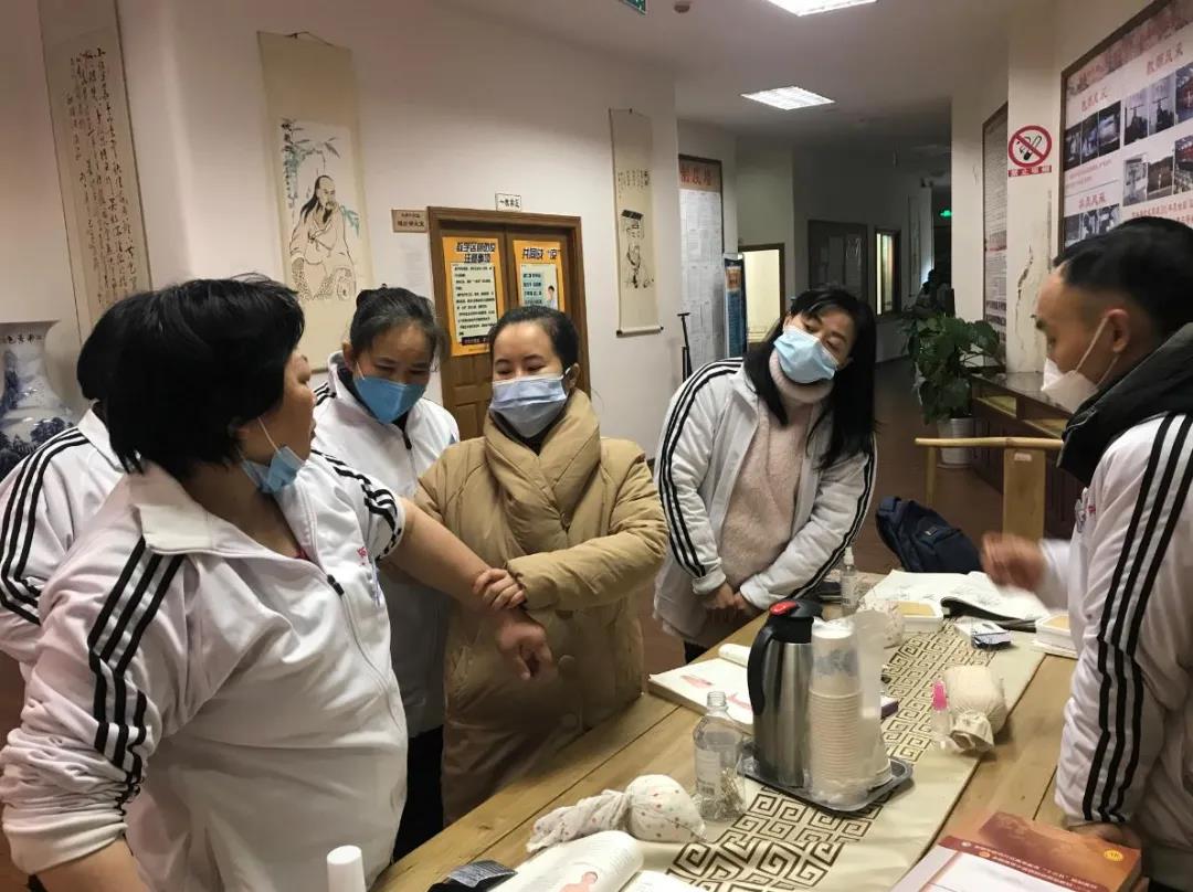 榮昌中醫針灸去哪里學？可以自學針灸嗎？