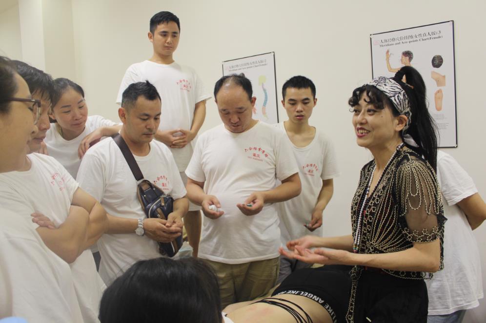 重慶健康照護師培訓學校
