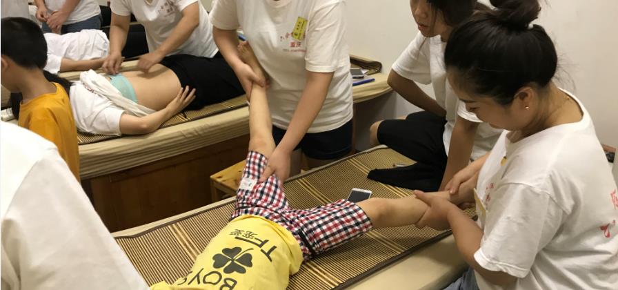 川渝地區(qū)小兒推拿培訓學校哪家比較好？