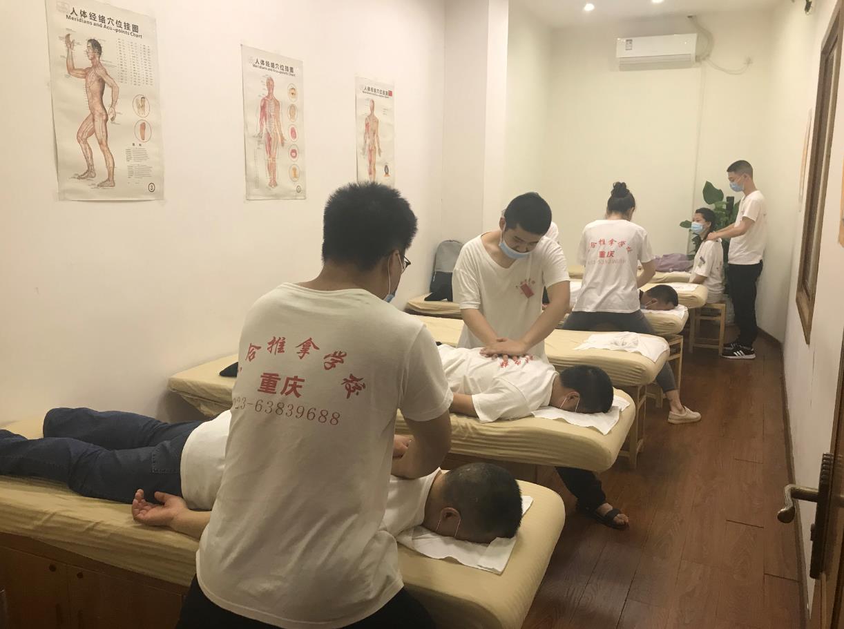 推拿培訓(xùn)學(xué)校分享推拿按摩時(shí)間段有沒有講究?什么情況不能做推拿?