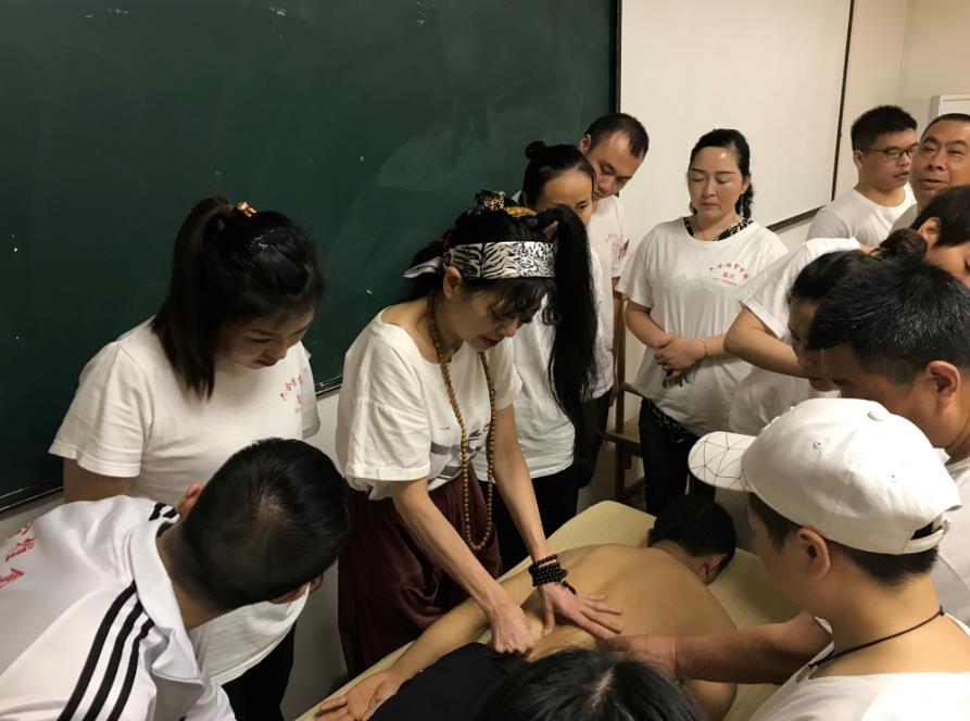 大家是否都做過中醫推拿？穴位按摩原理你們知道嗎？