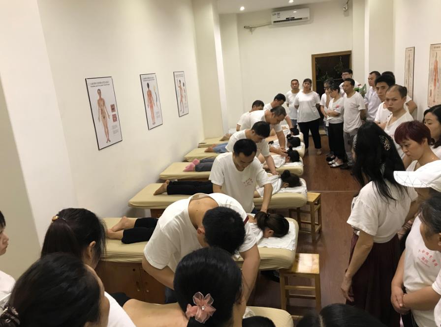  推拿時間禁忌，一天中什么時候做推拿效果好呢？