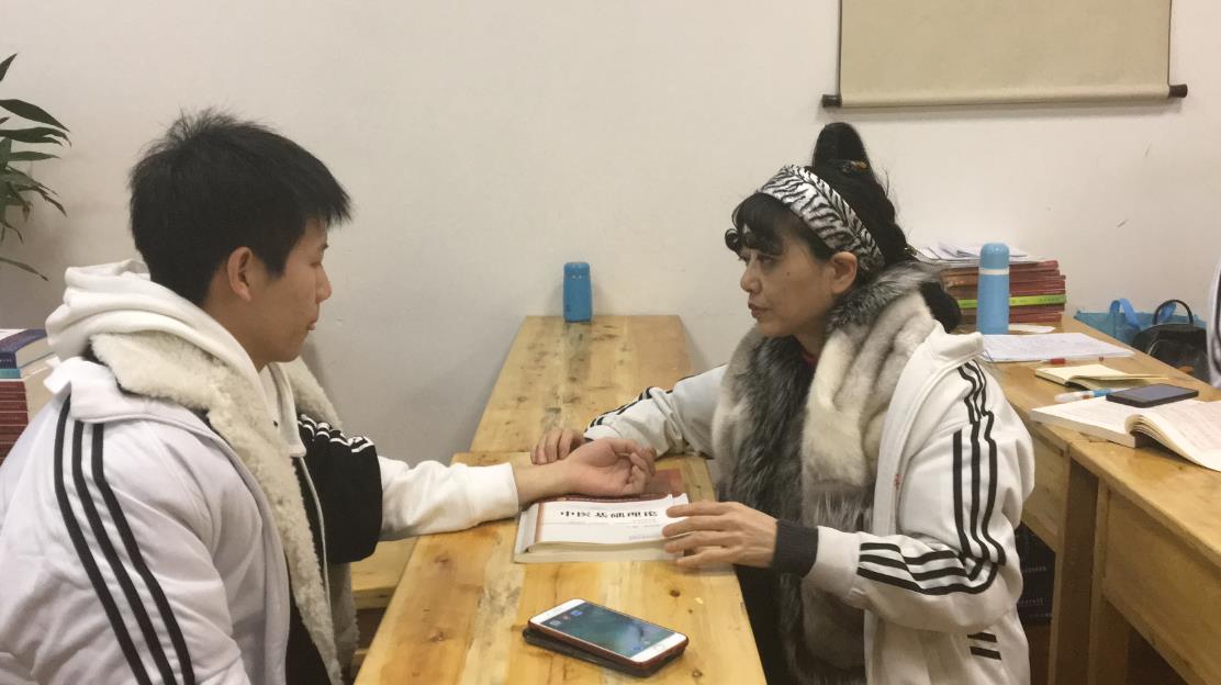 通過把脈就能知道得了什么病？中醫脈診為什么如此神奇？